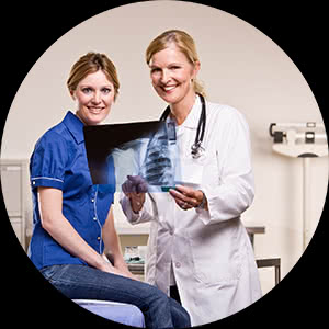 Private Krankenversicherung – Zufriedene Patientin