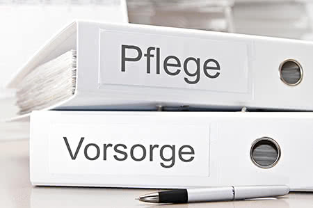 versicherungscheck24.de – Gesetzliche Pflegeversicherung – Leistungen – Akten für Pflege und Vorsorge