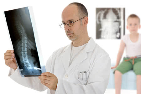 Private Krankenversicherung für Heilpraktiker - Junger Arzt