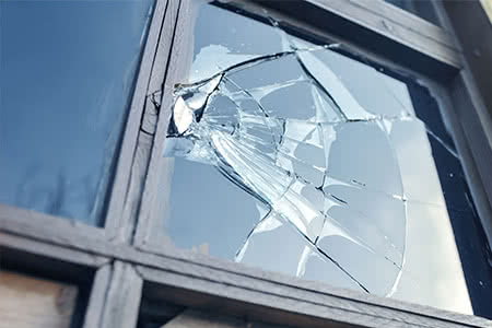 zerbrochene Glasscheibe