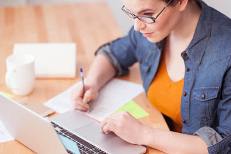 Private Altersvorsorge Angebot - Recherche im Internet